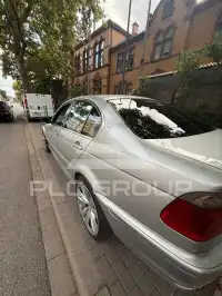 2000 BMW 330