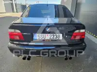 2000 BMW M5