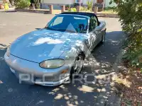 2000 Mazda MX-5