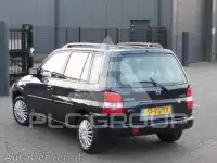2000 Mazda Demio