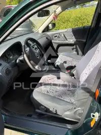 2000 Mazda 323