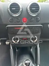 2000 Audi TT