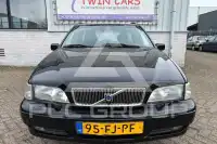 2000 Volvo V70