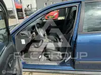 2000 Volvo V40