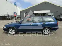 2000 Volvo V40