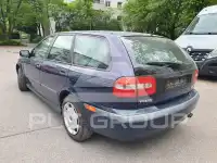 2000 Volvo V40