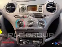 2000 Toyota YARIS