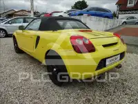 2000 Toyota MR2