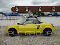 2000 Toyota MR2