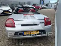 2000 Toyota MR2