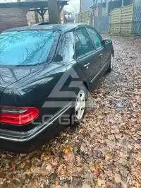 2000 Mercedes Benz E-Class