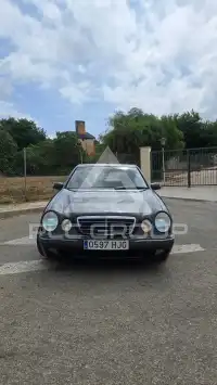 2000 Mercedes Benz E-Class