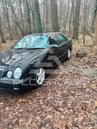 2000 Mercedes Benz E-Class
