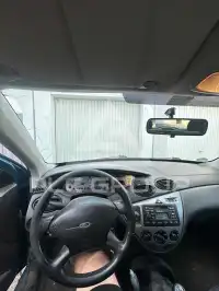 2000 Ford FOCUS