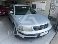 2000 Volkswagen Passat