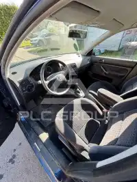 2000 Volkswagen GOLF