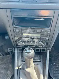 2000 Volkswagen GOLF