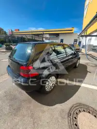 2000 Volkswagen GOLF