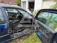 2000 Volkswagen GOLF