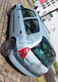 2000 Renault Clio