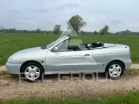 2000 Renault Megane