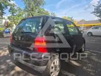 2000 Seat Arona