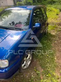 2000 Seat Arona