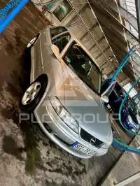 2000 Opel Vectra
