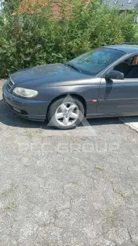 2000 Opel Omega