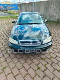 2000 Opel Omega