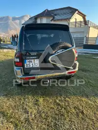2001 Mitsubishi PAJARO