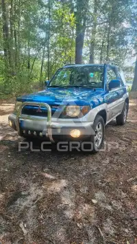 2001 Mitsubishi PAJARO