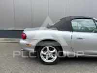 2001 Mazda MX-5