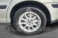 2001 Volvo S80