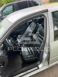 2001 Volkswagen GOLF