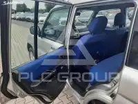 2002 Mitsubishi PAJARO