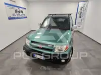 2002 Mitsubishi PAJARO