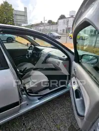 2002 Nissan ALMERA