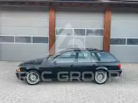 2002 BMW 523