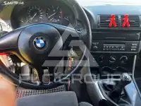 2002 BMW 523