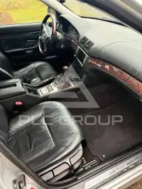 2002 BMW 523