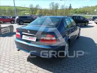 2002 BMW 330
