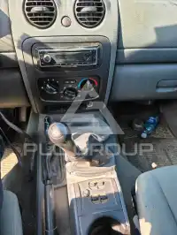 2002 Jeep CHEROKEE