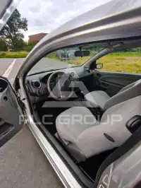 2002 Ford FIESTA