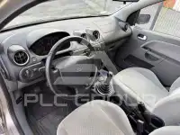 2002 Ford FIESTA