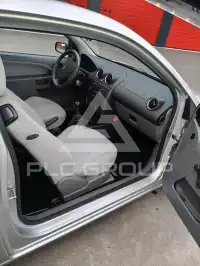 2002 Ford FIESTA