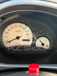 2002 Ford KA
