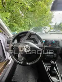 2002 Volkswagen GOLF