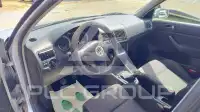 2002 Volkswagen GOLF