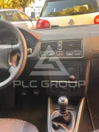 2002 Volkswagen GOLF